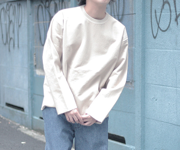 オーラリー　auralee SUPER MILLED SWEAT