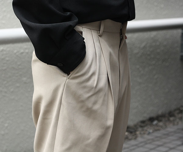 オーラリーHard Twist Double Cloth Wide Slacks - スラックス