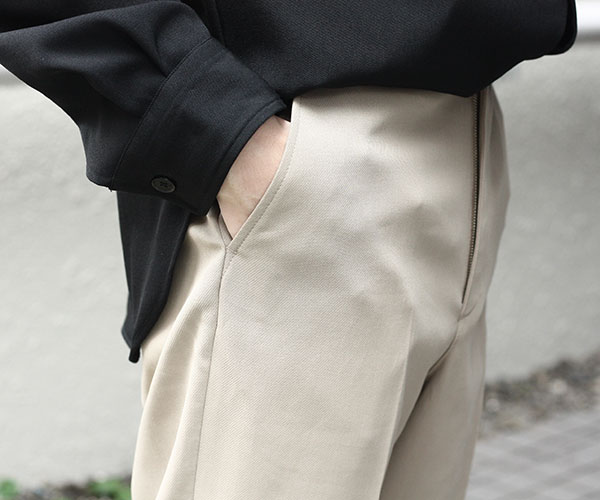 7/26販売!!AURALEE HARD TWIST DOUBLE CLOTH SLACKS | andPheb Staff Blog