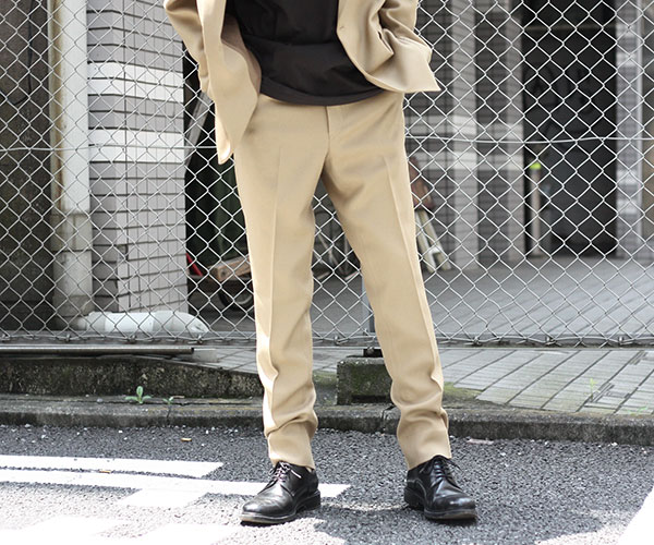 値下げ中)【AURALEE】WOOL SERGE NARROW SLACKS - スラックス