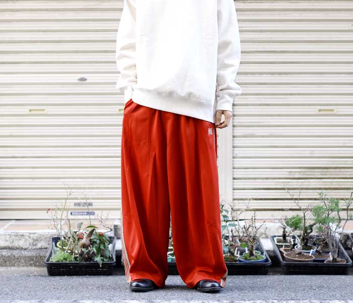 極太トラックパンツ。NEEDLES 22SS | andPheb Staff Blog