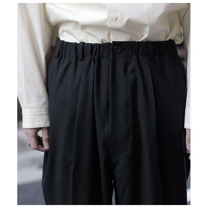 nonnotte『TWIST POPLIN DRAPING TROUSERS』