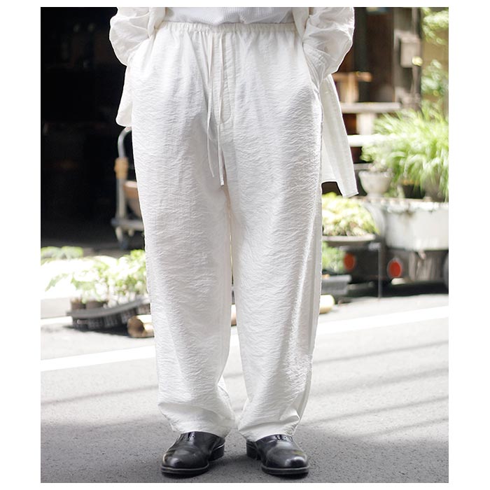 アティック バイ ジョンブル　EASY WARK パンツ　ホワイト　F　美品 20%OFF セール アクシス AXIS 塩縮シルクナイロン ワイド