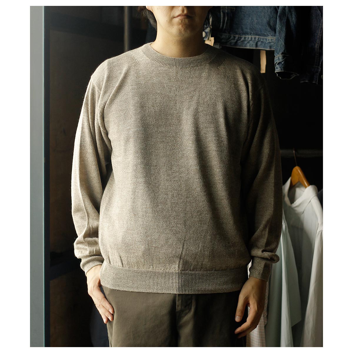 極美品 バトナー スプレッドアランクルーネックニット ウール L チャコール 極美品 バトナー スプレッドアランクルーネックニット ウール L
