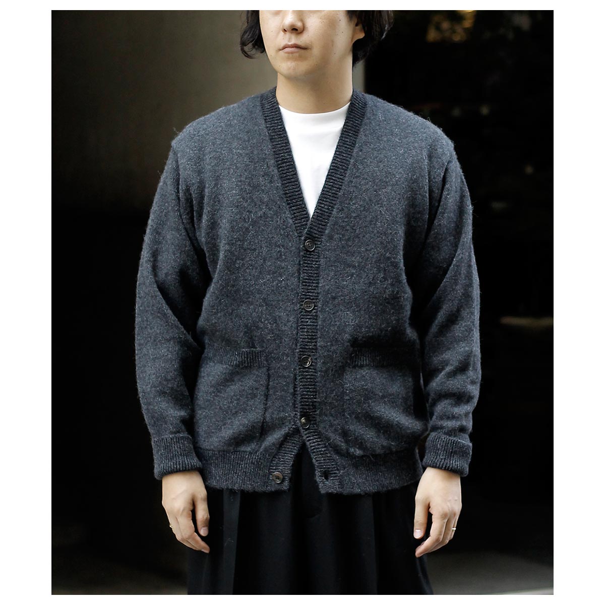 バトナー BATONER ベイビー アルパカ クルミ 天竺 Vネック