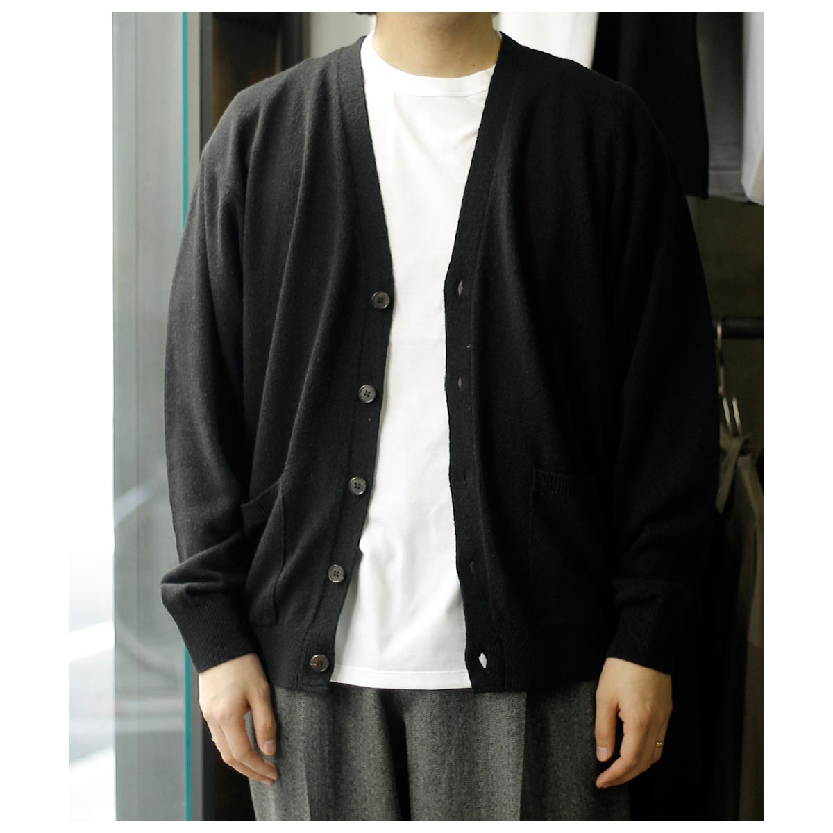 バトナー BATONER リバイバル シルク Vネック カーディガン REVIVAL