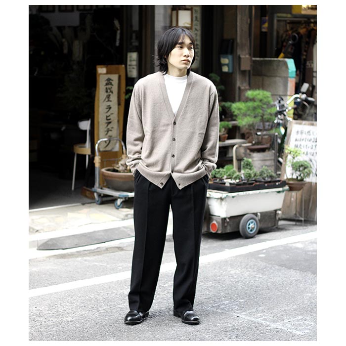 バトナー BATONER ユニセックス イノセント カシミヤ Vネック バトナー BATONER ユニセックス イノセント カシミヤ Vネック