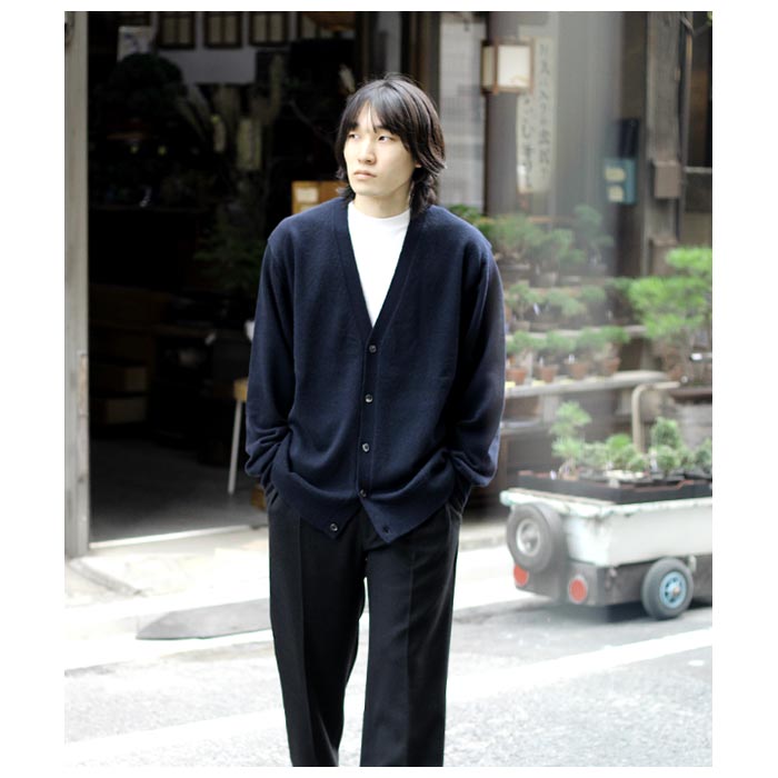 バトナー BATONER ユニセックス イノセント カシミヤ Vネック バトナー BATONER ユニセックス イノセント カシミヤ Vネック