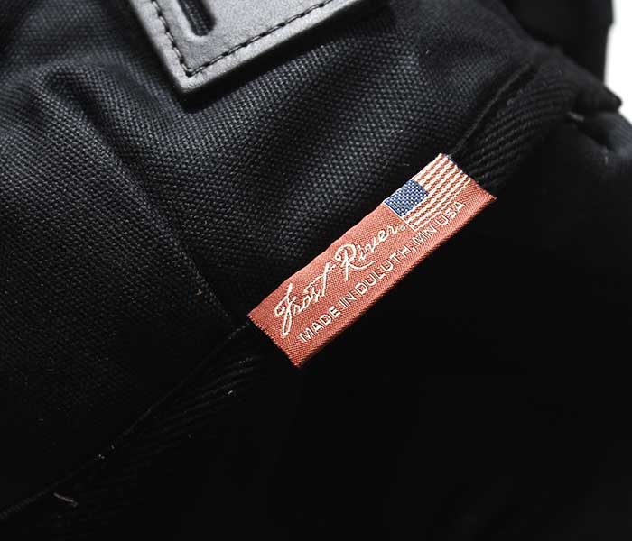 �ե����ȥ�С� FROST RIVER ����ꥫ�� �Хå��ѥå� ''���ߥå� �������ڥǥ������ �ѥå�'' ��å��������Х� �Хå� (FR-825N-BLK)