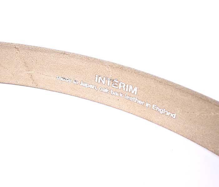 インテリム INTERIM 25mm ブラック/シルバー オークバークレザー インテリム INTERIM 25mm ブラック/シルバー オークバークレザー