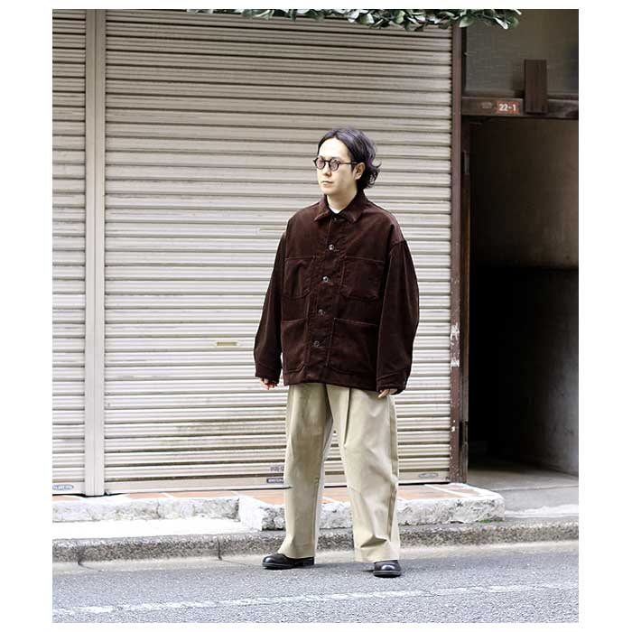 インテリム INTERIM ハイパービッグ ブラウン コーデュロイ インテリム INTERIM ハイパービッグ ブラウン コーデュロイ