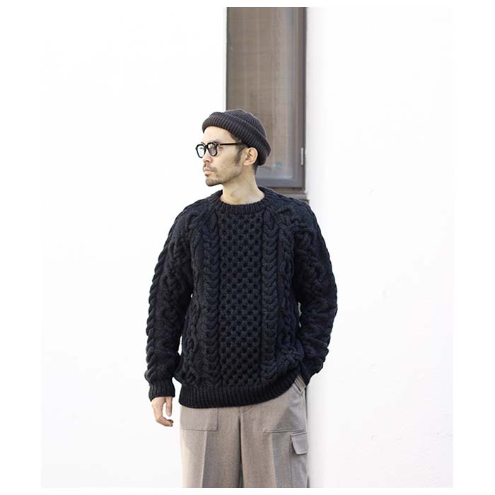 インテリム INTERIM スミ カシミヤ アランニット セーター インテリム INTERIM スミ カシミヤ アランニット セーター
