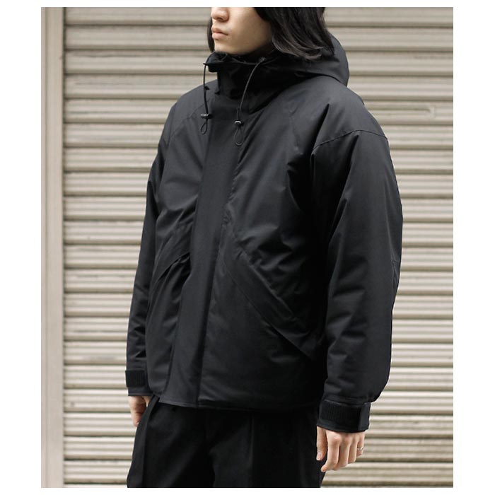 WATER-PROOF STRETCH NYLON JACKET - BLACK – BELLMORE