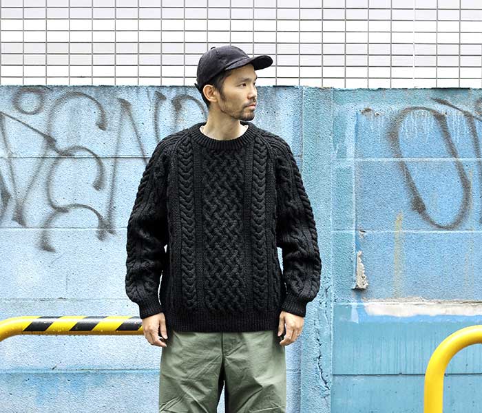 STRATHTAY by インバーアラン INVERALLAN ブラック 1A アラン セーター