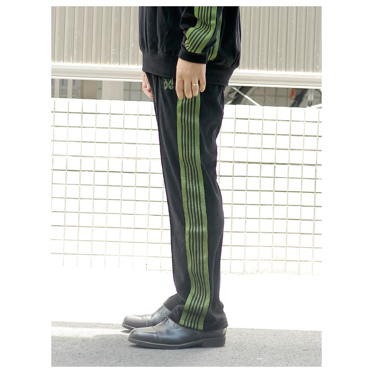 Needles トラックパンツ　ナロー　ベロア org.jpg