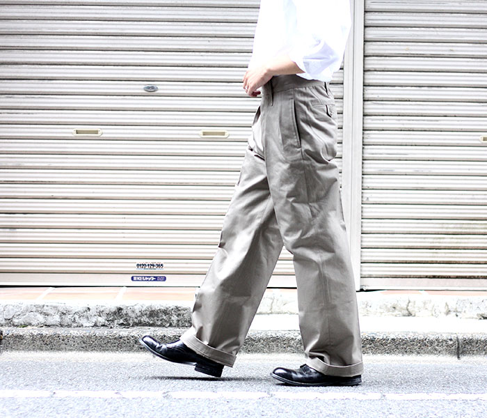 SCYE BASICS サイ ベーシックス ワイドストレート チノパン
