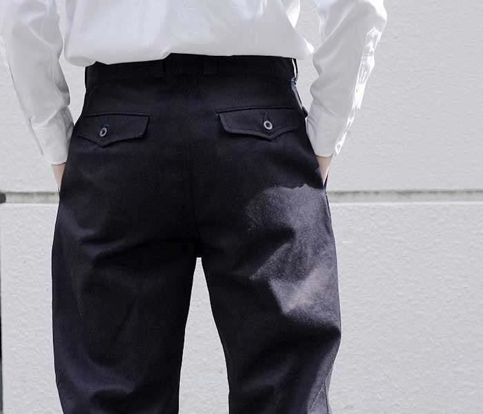 美品 isadore イザドア アーバン チノパンツ Sサイズ ブラック 黒
