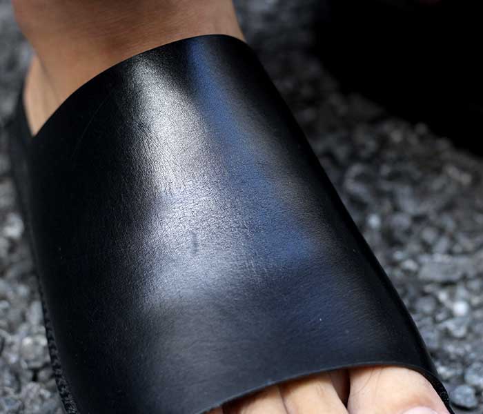 SCYE サイ UNICO レザーサンダル Vitello Crassico UNICO Sandal