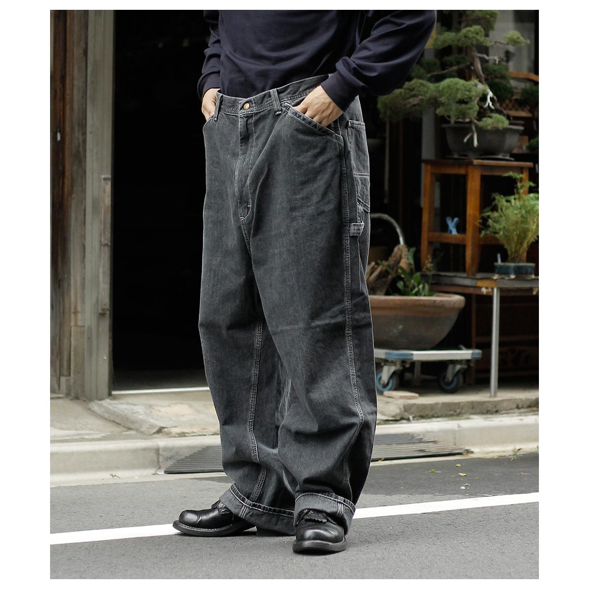 スキュー SKEWed ストーンウォッシュ ブラックデニム ペインター