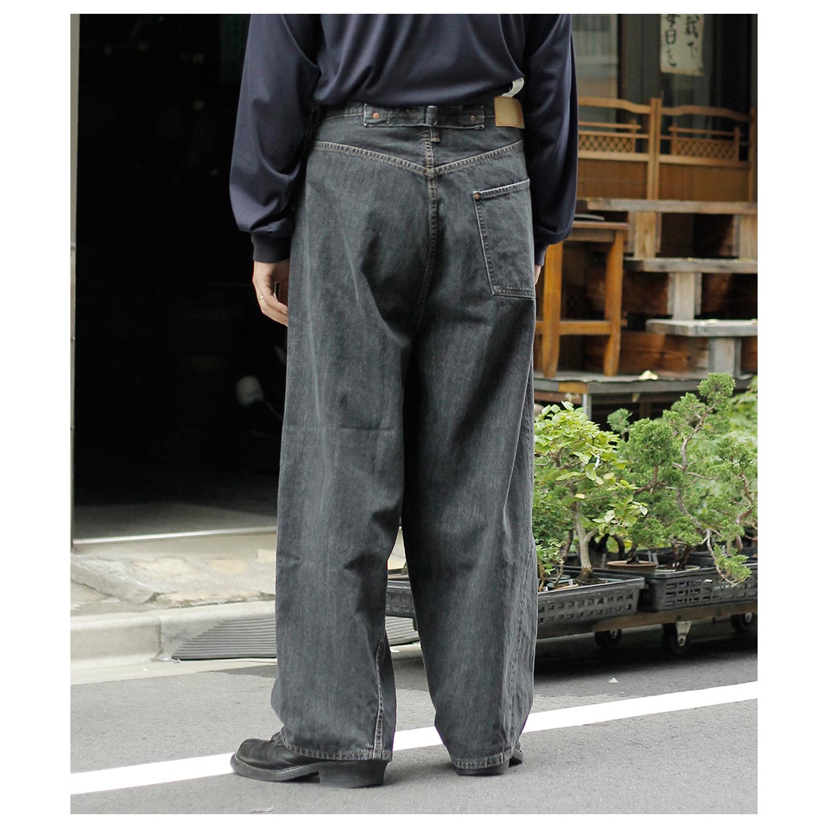 40%OFF セール スキュー SKEWed ストーンウォッシュ ブラックデニム