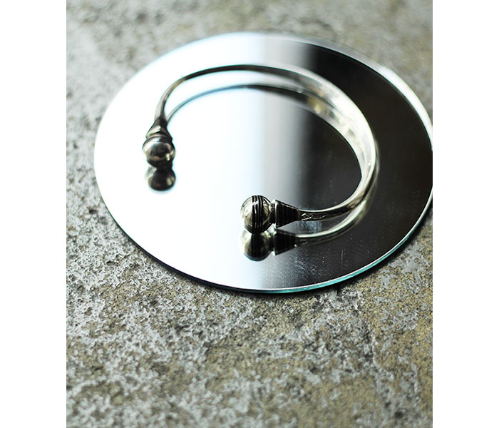 トゥアレグ シルバーバングル TOUAREG SILVER BANGLE THIN LARGE トゥアレグ シルバーバングル TOUAREG SILVER BANGLE THIN LARGE
