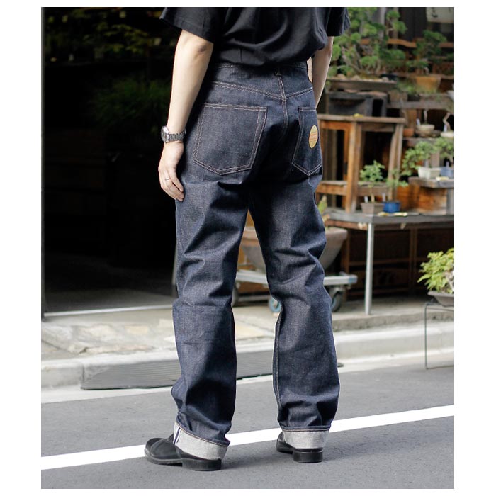 ドゥニーム DENIME 1947モデル 5ポケット デニムパンツ 茶綿混 ドゥニーム DENIME 1947モデル 5ポケット デニムパンツ 茶綿混